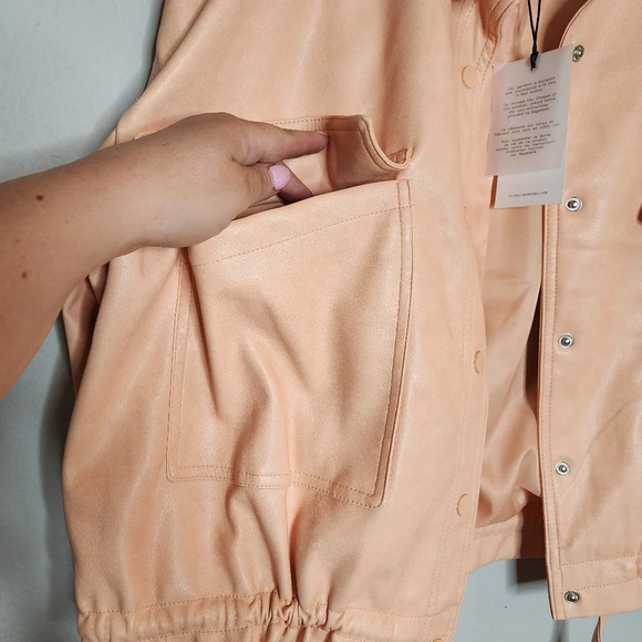 NWT 7 For All Mankind Vegan Leather Peach Jacket women's size large - Picture 3 of 17